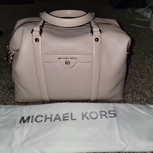 Michael Kors Beck Medium Satchel In Soft Pink